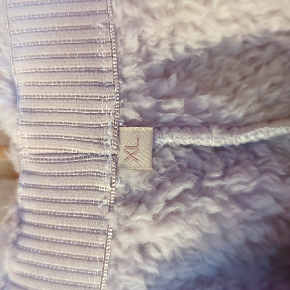 Fuzzy Pj Set New With Tags - Picture 7 of 7
